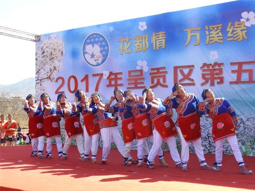 《老妈妈》1.jpg