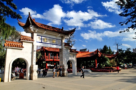 网站格式——翠湖东门.jpg