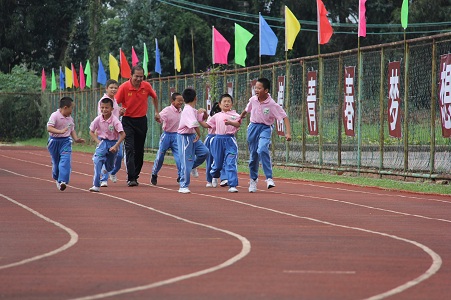 网站格式——陪伴学生跑步.jpg