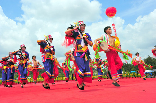 10阿哥阿妹跳起来.jpg