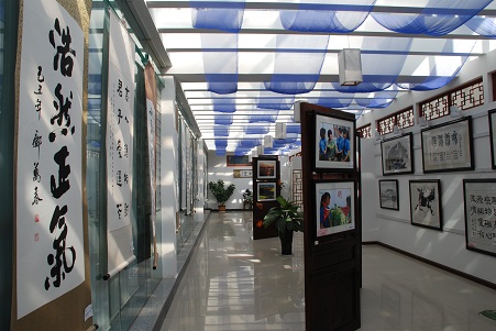 1.云南省廉政文化示范点——安宁市人民检察院廉政文化长廊.jpg