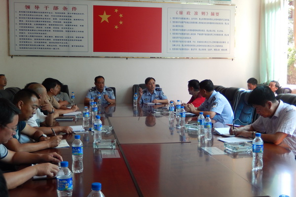 联席会议 保驾护航.jpg