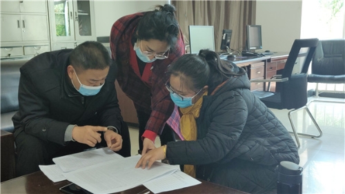 书记带队昆阳组到昆阳街道办督查，并随机实地核查是否有标识牌8_WPS图片.jpg