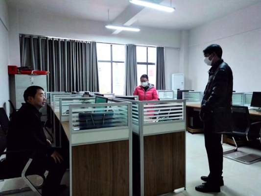 督查组到区移民新区党工委对乡镇疫情防控工作是否任务到岗微信图片_20200131102527_副本.jpg