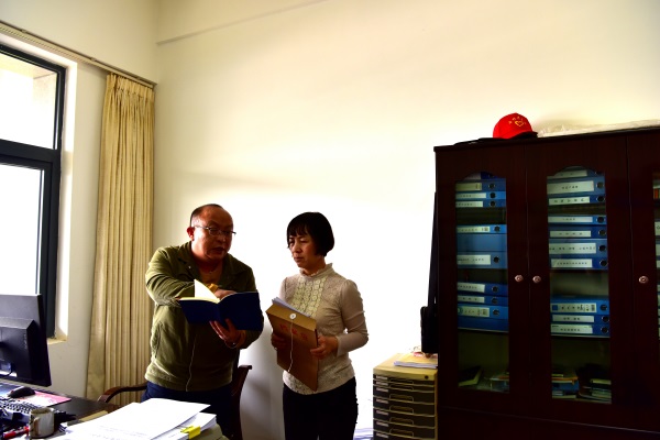 9.组织部部长对驻发改局纪检组提出的组织人事问题进行解答。.jpg