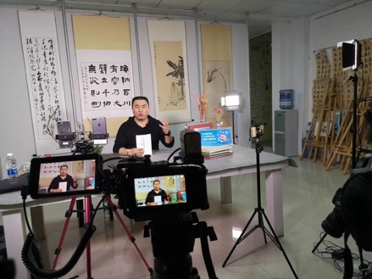 【4】高华【3】问题旅游局.jpg