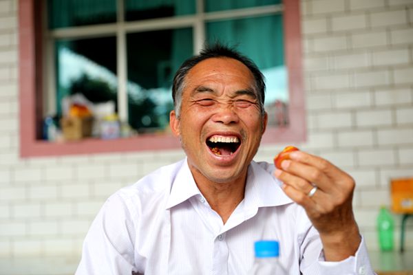 6张磊_副本.jpg