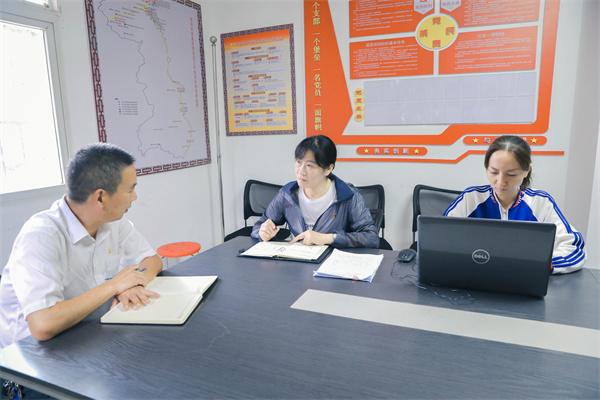 1631175660602046071.jpg 2.jpg