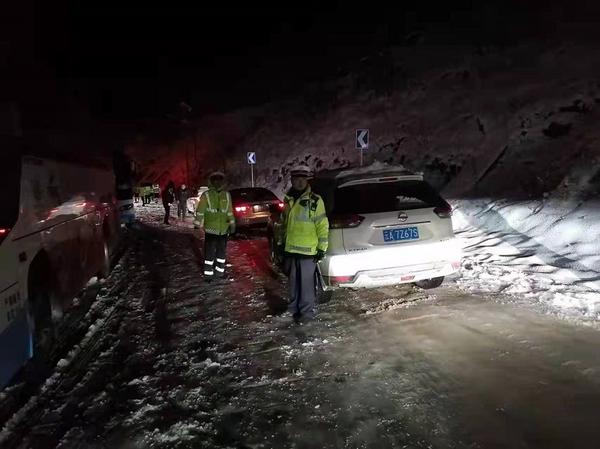 1644976996683073783.jpg cj3.jpg