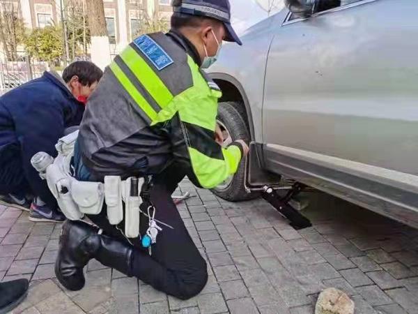 1644977047065026334.jpg cj7.jpg