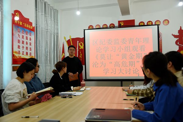 张正余_副本.jpg