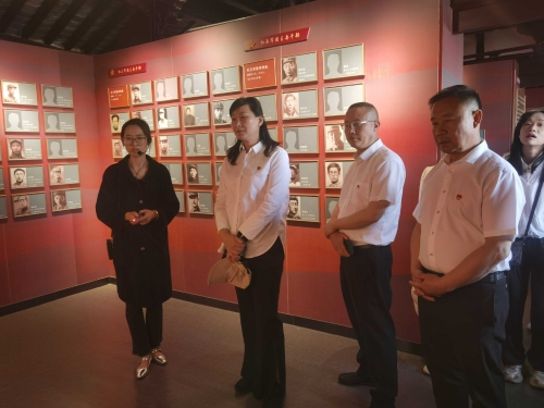 革命传统教育_new.jpg