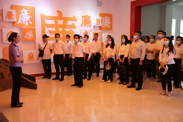 5月南省反腐倡廉教育基地观摩学习   王睿超摄.jpg