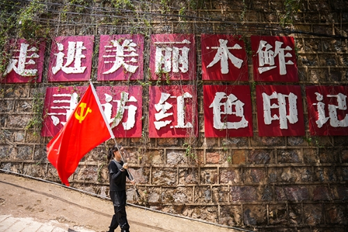 张弘渺工作照片.jpg