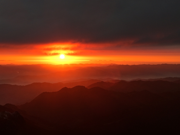 1764840955321052488.jpg 乌龙镇 山里人9_副本.jpg